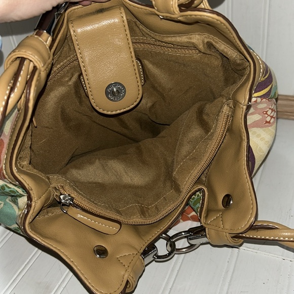 Relic Brand Floral Canvas Fabric Cinched Double Handle Magnetic Closure Handbag - Picture 11 of 12